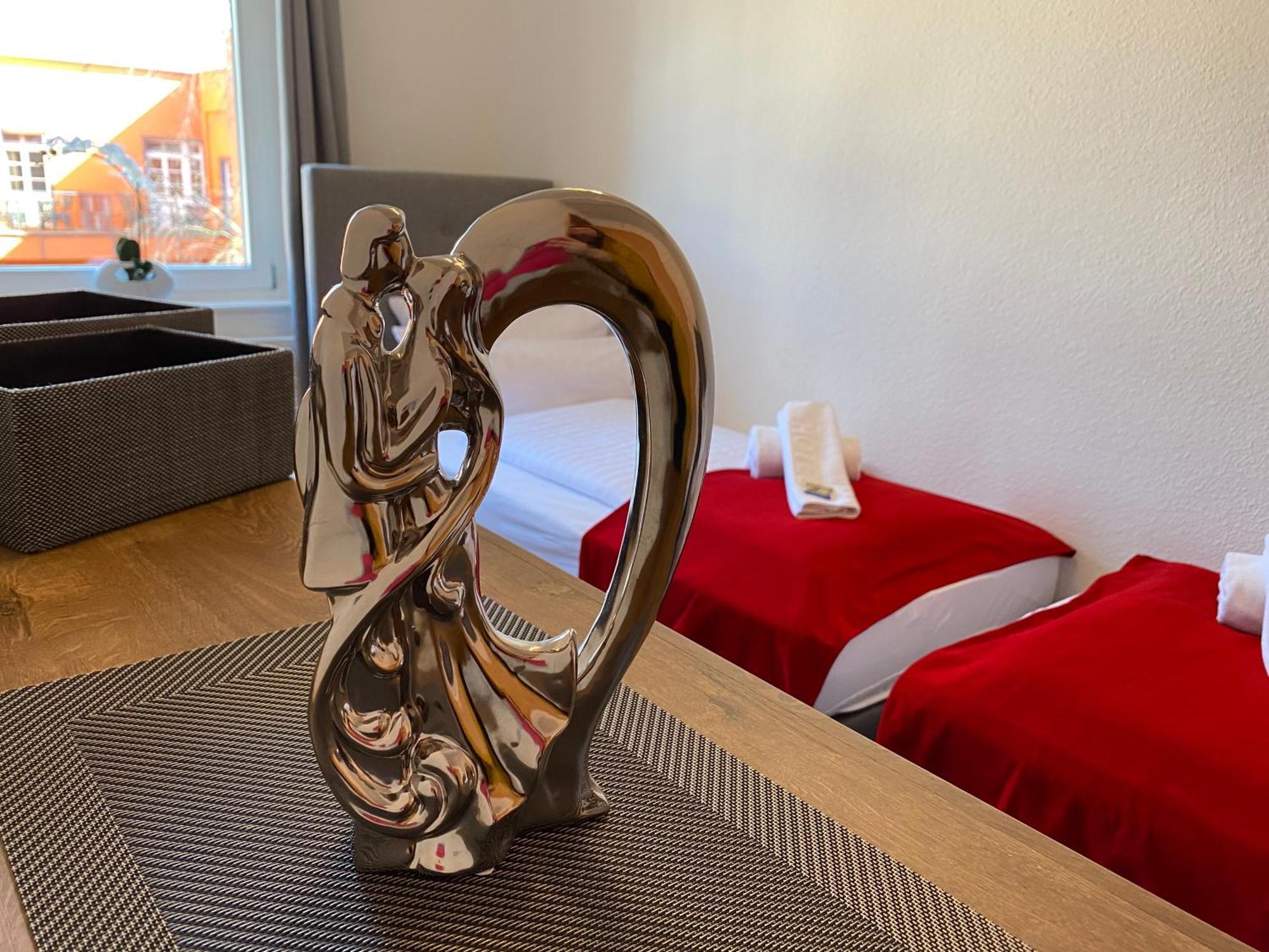 Viadrina Rooms & Apartments Frankfurt-Oder Am Park Im Zentrum Франкфурт/Одер Экстерьер фото