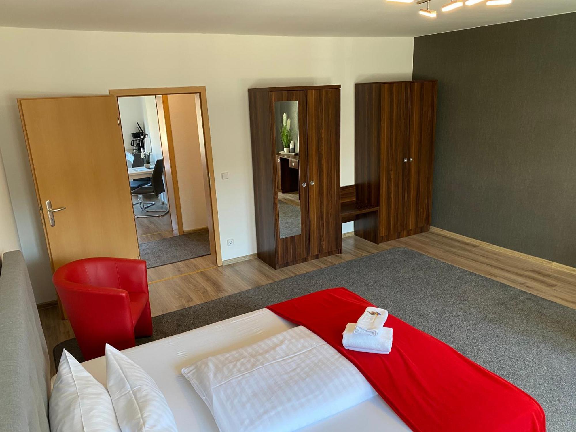 Viadrina Rooms & Apartments Frankfurt-Oder Am Park Im Zentrum Франкфурт/Одер Экстерьер фото