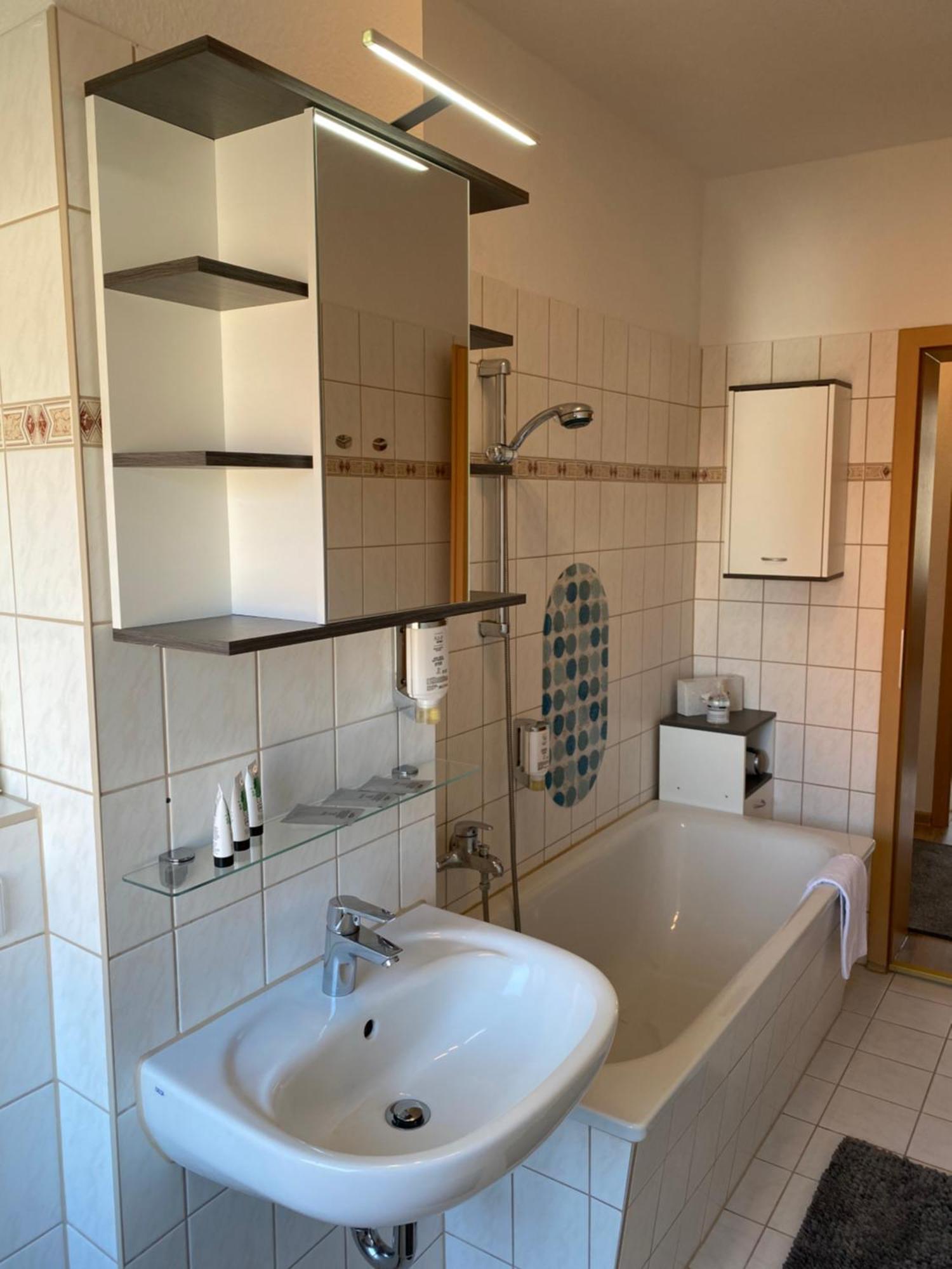 Viadrina Rooms & Apartments Frankfurt-Oder Am Park Im Zentrum Франкфурт/Одер Экстерьер фото